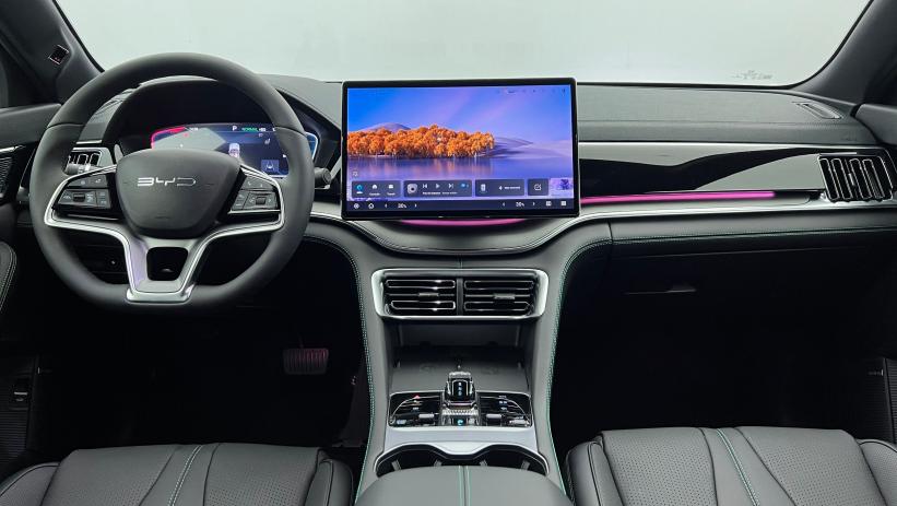 Aperçu du véhicule : 1.5l DM-i 218 ch PHEV Comfort Boundless Cloud avec 1100€ d'équipements inclus
