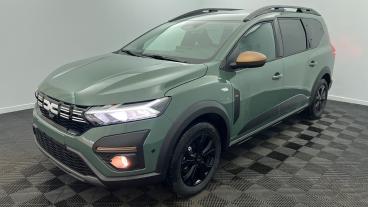 Aperçu du véhicule : Hybrid 140 7 places Extreme Kaki Lichen avec 2000€ d'équipements inclus