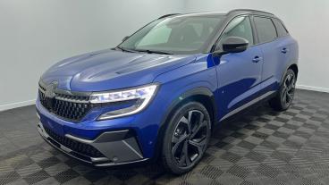 Aperçu du véhicule : E-Tech full hybrid 200 Techno esprit Alpine Bleu Iron - Toit Noir Etoilé avec 2850€ d'équipements inclus